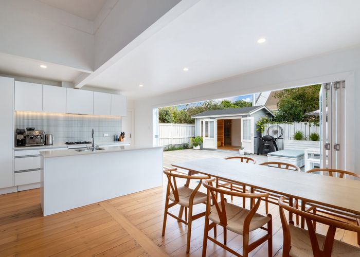  at 5 Roslyn Terrace, Devonport, North Shore City, Auckland