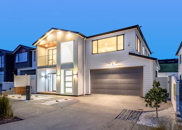  at 19 Bight Road, Long Bay, Auckland