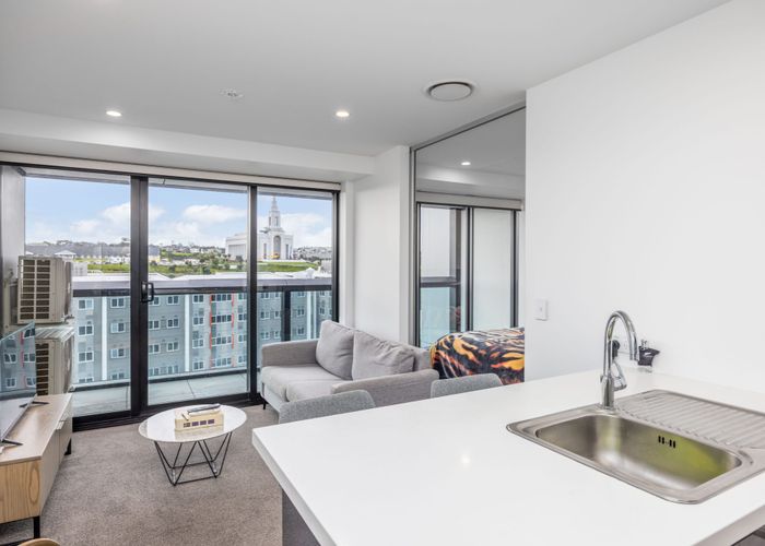  at 705/8 Lakewood Court, Manukau, Manukau City, Auckland