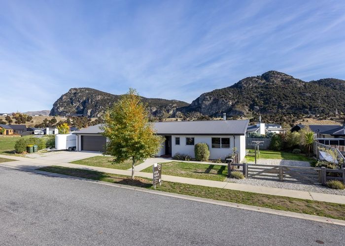  at 4 Kingfisher Crescent, Albert Town, Wanaka, Otago
