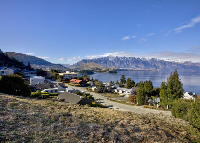  at 6 Aspen Grove, Fernhill, Queenstown-Lakes, Otago