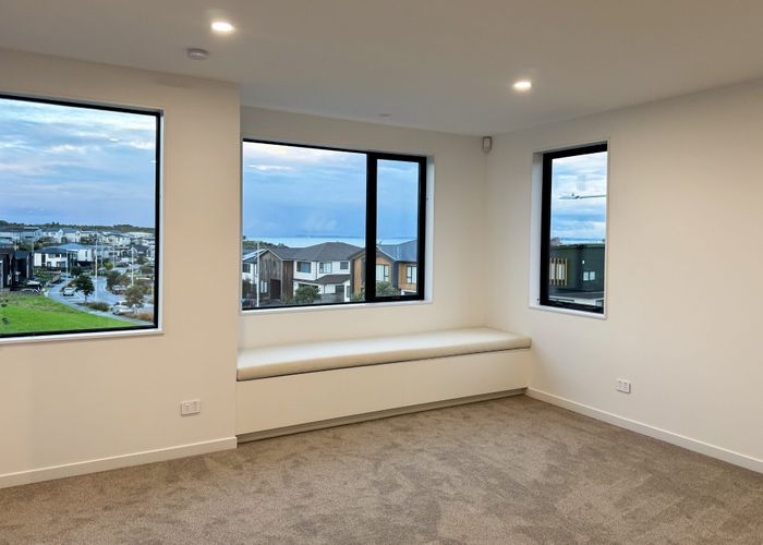  at 15 Tupa Street, Long Bay, North Shore City, Auckland