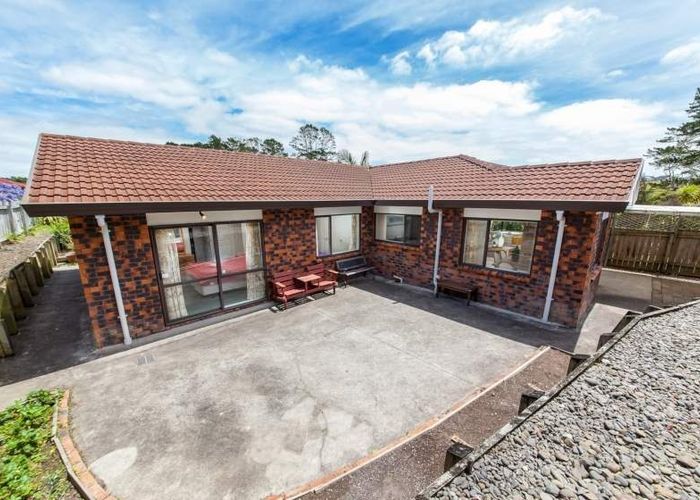  at 28 Brookwood drive, Henderson, Waitakere City, Auckland