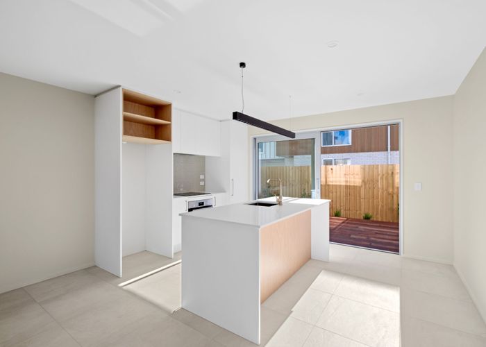  at 2/50 Marine Parade, North New Brighton, Christchurch City, Canterbury