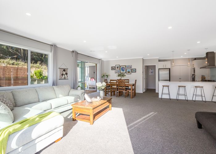  at 26 Banks Boulevard, Whitby, Porirua