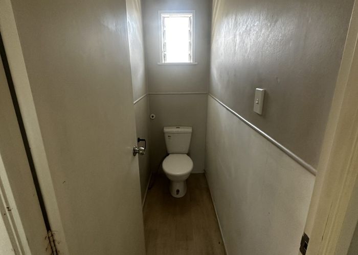  at 363 Westcoast road, Glen Eden, Waitakere City, Auckland