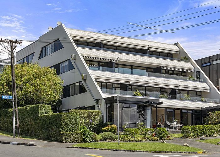  at 1/59 St Heliers Bay Road, St Heliers, Auckland