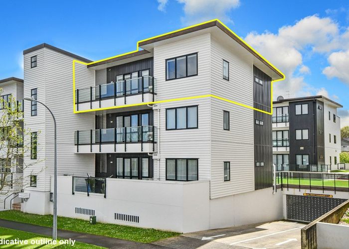 at 12/130 Stancombe Road, Flat Bush, Manukau City, Auckland