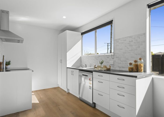  at 1/56 Matlock Street, Woolston, Christchurch City, Canterbury