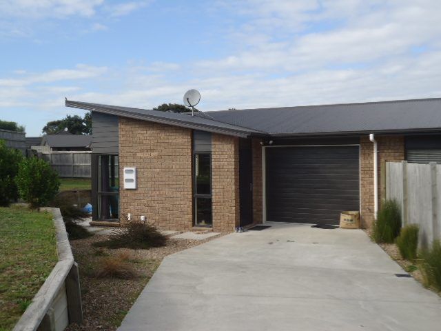  at 2a Nicks Way, Flagstaff, Hamilton, Waikato