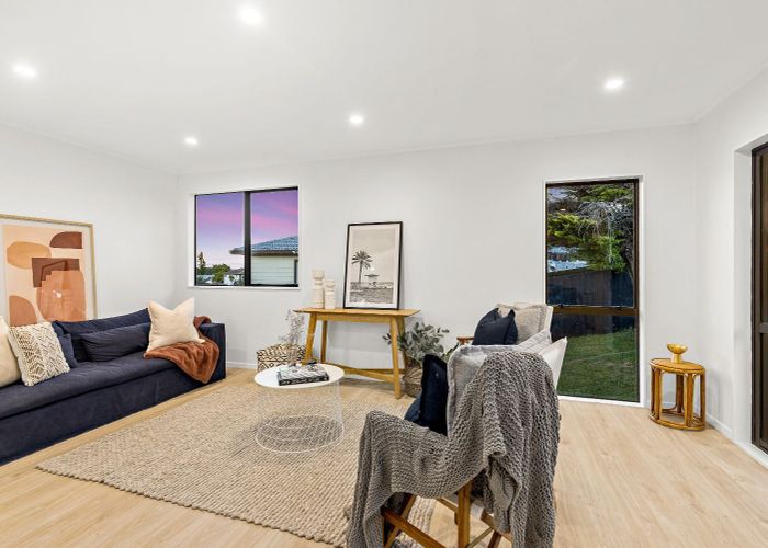  at 11 Halloran Place, Massey, Auckland