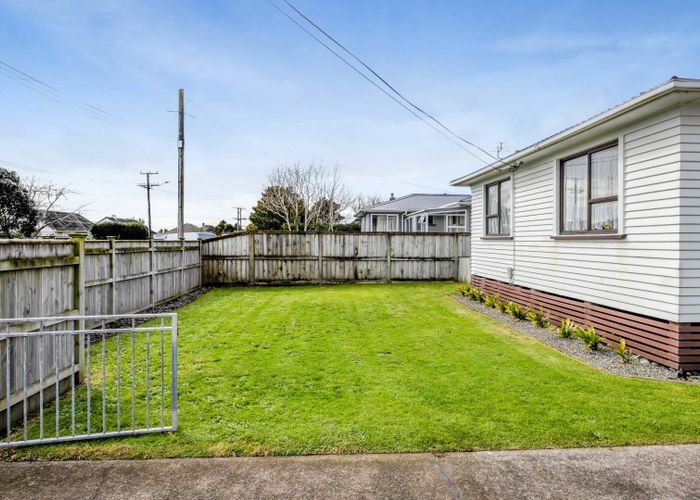  at 14 Karaka Street, Merrilands, New Plymouth