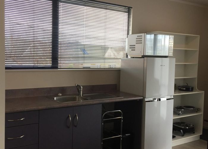  at 12/23 Jones Crescent, Melville, Hamilton, Waikato