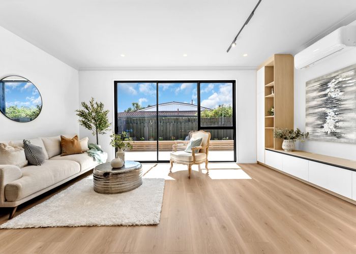  at Lot 2, 11 Ganymede Place, Half Moon Bay, Manukau City, Auckland