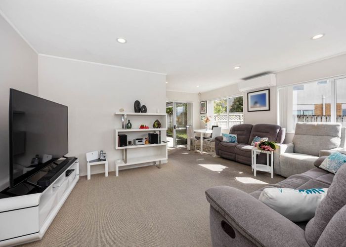  at 88A Don Buck Road, Massey, Waitakere City, Auckland