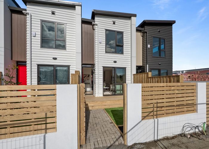  at Lot4/17,19,21&2 Von Sturmer Street, Mangere East, Manukau City, Auckland
