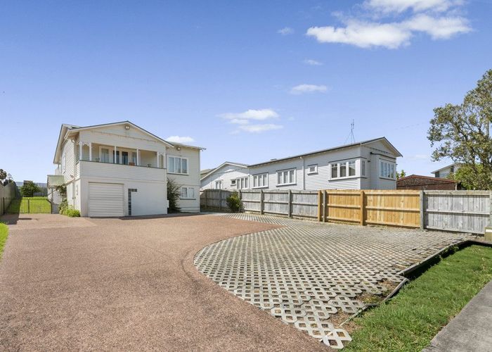  at 198 Whitney Street, Blockhouse Bay, Auckland City, Auckland