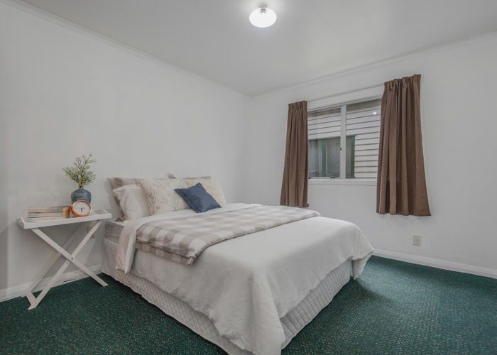  at 16 Seaforth Avenue, Milson, Palmerston North