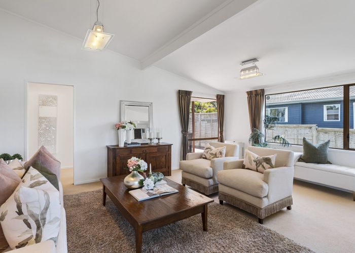  at 60 Grand Drive, Remuera, Auckland