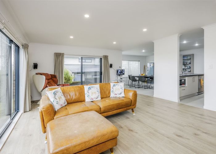  at 10 Joseph Street, Flat Bush, Auckland