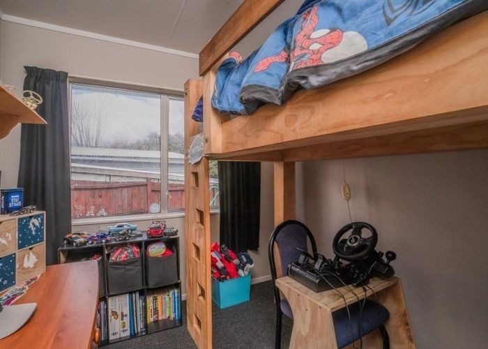  at 12 imperial place, Henderson, Waitakere City, Auckland