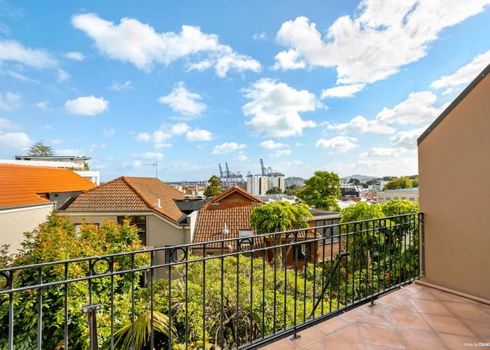  at 8A Churton Street, Parnell, Auckland