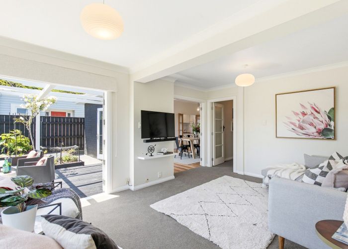  at 24 Pembroke Road, Northland, Wellington, Wellington