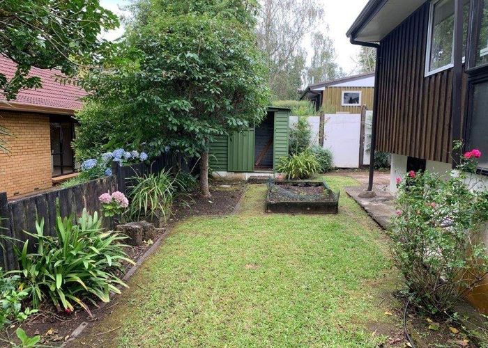  at 2/85 Sunnybrae Road, Hillcrest, North Shore City, Auckland