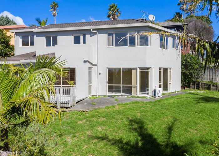 For sale 17 Maidstone Place, Pinehill, North Shore City, Auckland homes.co.nz