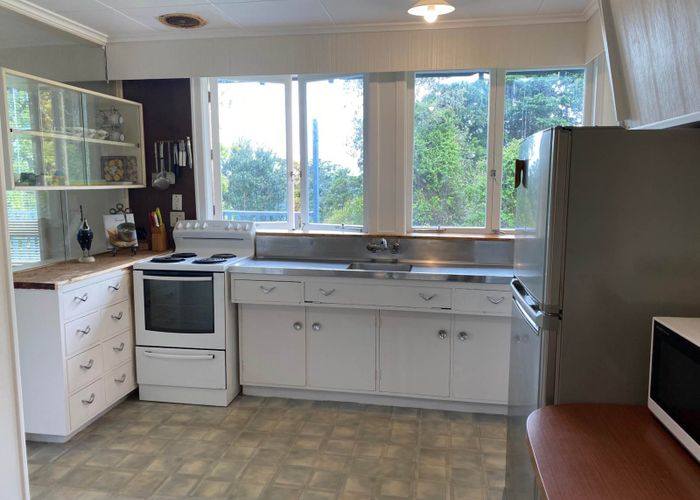  at 1/40 Verbena Road, Birkdale, Auckland
