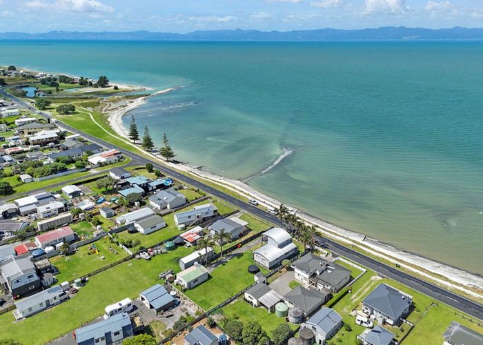  at 889 East Coast Road, Kaiaua, Franklin, Auckland