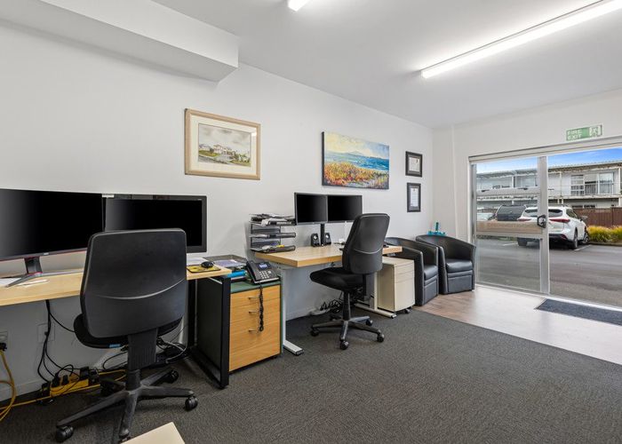  at 2/15 Lovell Court, Albany, North Shore City, Auckland