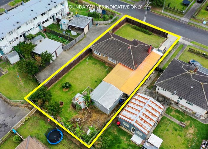  at 52 Williams Crescent, Otara, Auckland