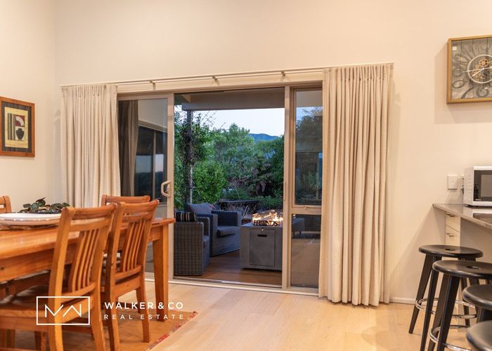 For sale 74 Mount Marua Way, Mount Marua, Upper Hutt, Wellington