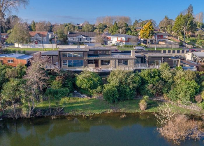  at 1049 River Road, Queenwood, Hamilton