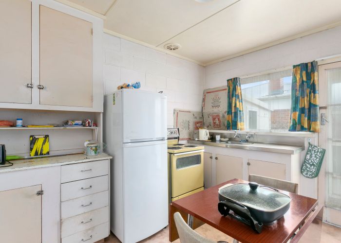  at 51 Young Street, Saint Kilda, Dunedin