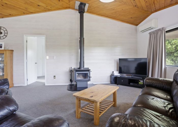  at 12 Pohutukawa Drive, Athenree, Waihi Beach