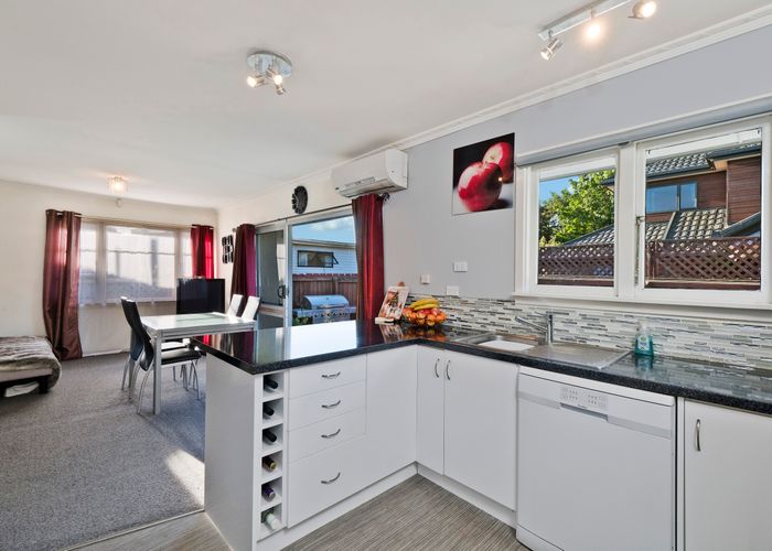  at 1/6 Wentworth Street, Ilam, Christchurch