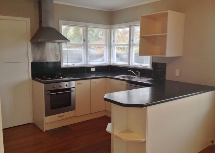  at 81 Pine Avenue, Melville, Hamilton