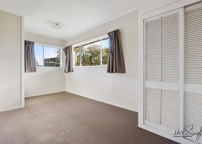  at 22 Banks Road, Papakura