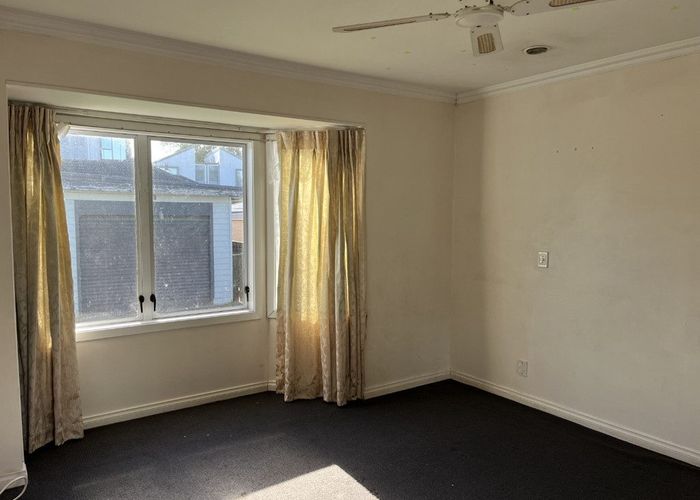  at 641 Te Atatu Road, Te Atatu Peninsula, Waitakere City, Auckland