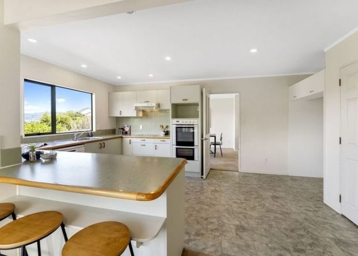  at 5 Padstow Pl, Camborne, Porirua, Wellington