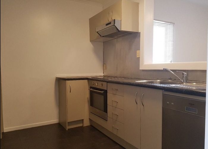  at 6 O'Connell Street, Manurewa, Manukau City, Auckland