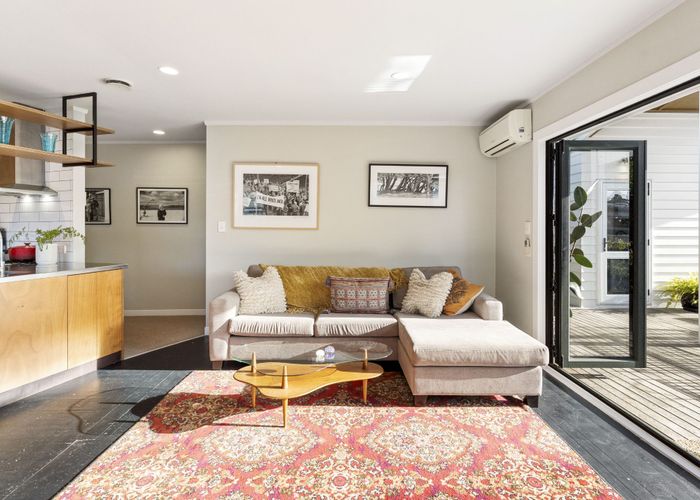  at 4/68D Malvern Road, Mount Albert, Auckland