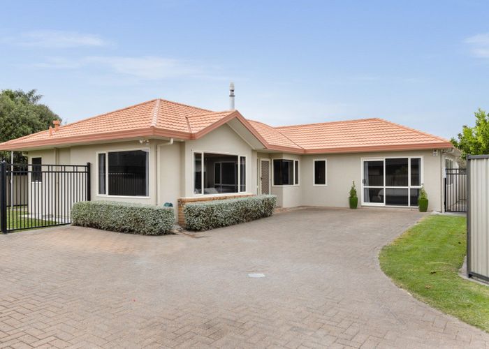  at 13 Flemington Place, Taradale, Napier