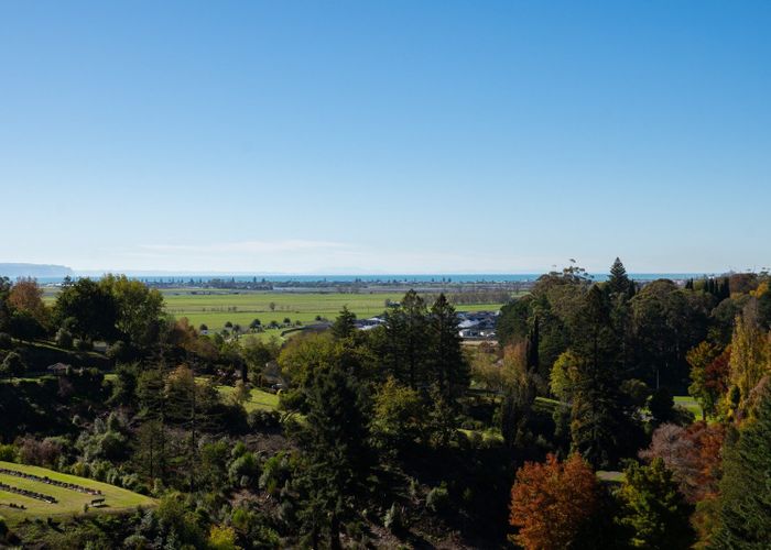  at 86 Oak Road, Poraiti, Napier, Hawke's Bay