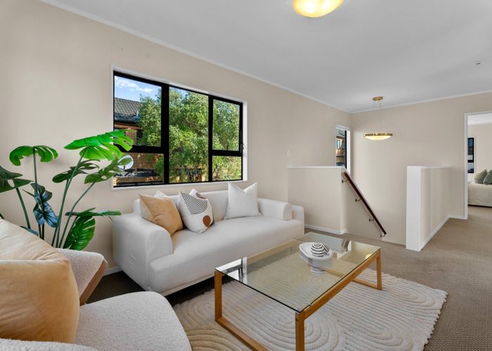  at 2/284 Richardson Road, Mount Roskill, Auckland City, Auckland