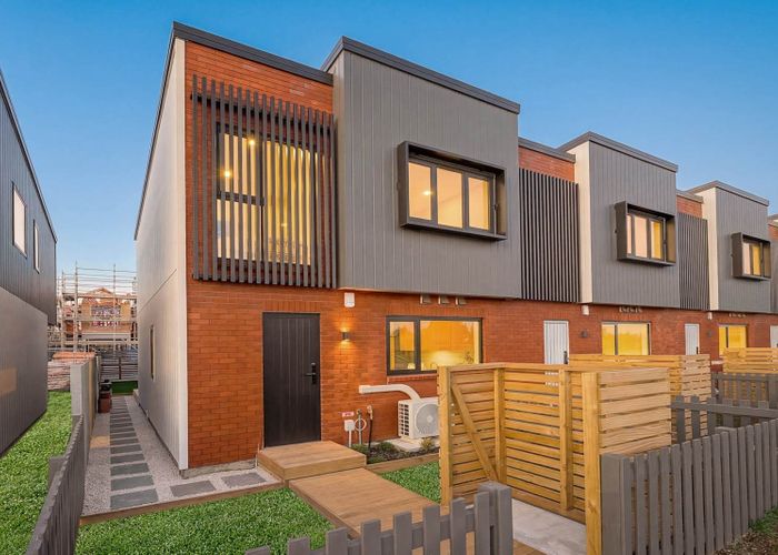  at 87 Wavecrest Lane, Hobsonville, Waitakere City, Auckland