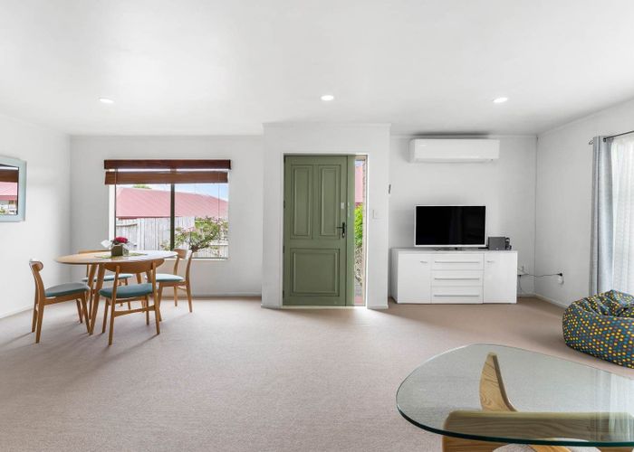  at 6B Nerissa Place, Randwick Park, Manukau City, Auckland