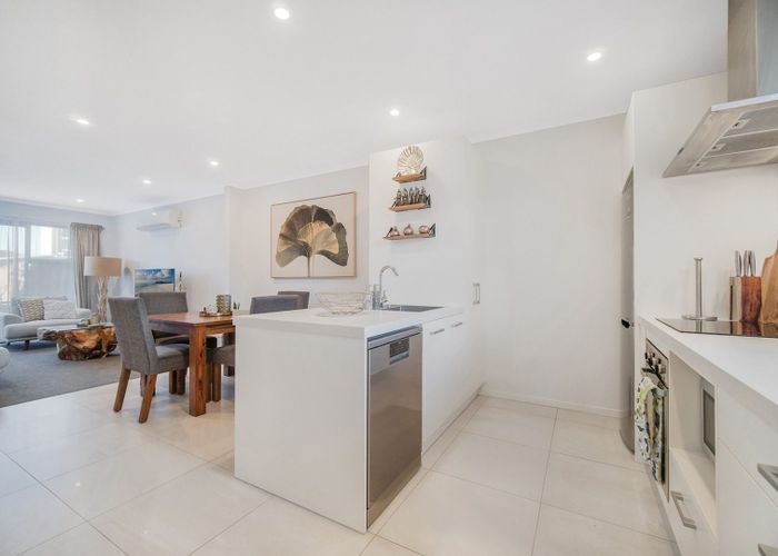  at 12 Gilbert Hall Way, Swanson, Waitakere City, Auckland